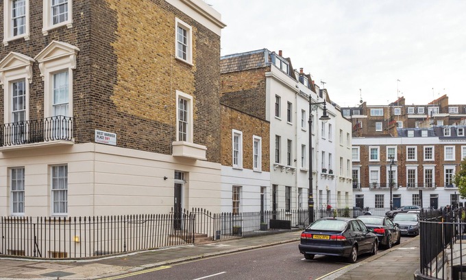 Pimlico Apartment | Comfortable 2 Bedroom Flat in Pimlico Near the Station