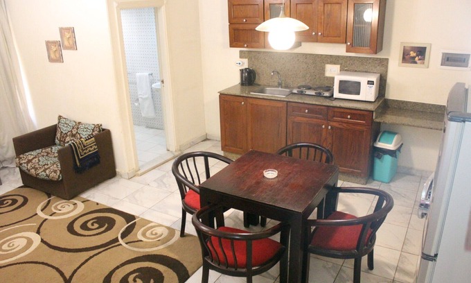 Al-Khalifa Condo | Cozy 2-Bedroom Condo in Mokattam City with Pool Access