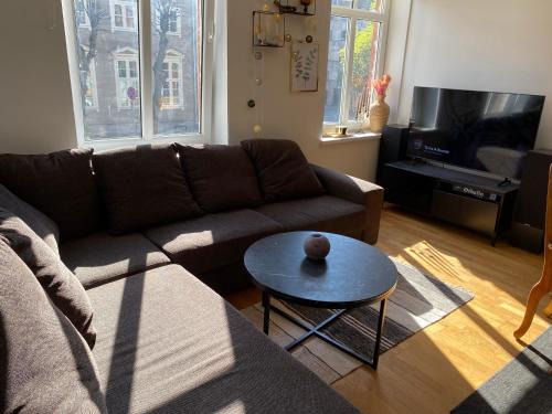 Maskavas Forstate Apartment | Comfortable 2-Bedroom Retreat Near Old Town - Family Friendly