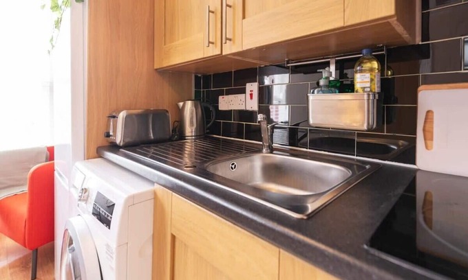 Rathmines Apartment | Cozy 2-Bed Apartment with Fast WiFi & TV in Trendy Ranelagh