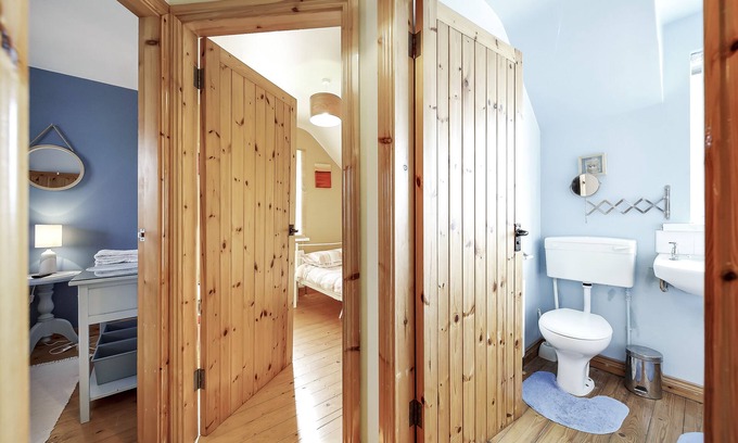 Dunfanaghy Cottage | Cosy 3 bed cottage with a indoor fireplace!