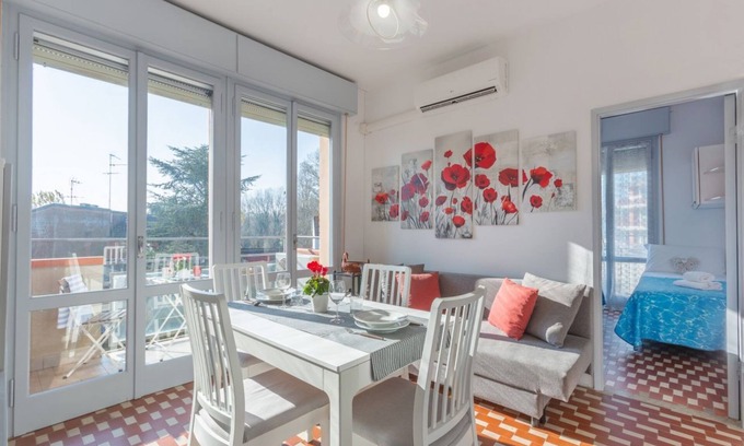 Lido di Pomposa Apartment | Beachside Retreat: Lido di Pomposa Flat with Family Amenities