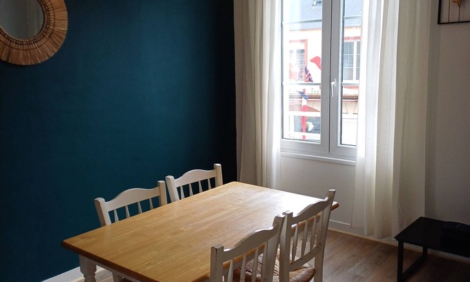 Saint-Sauveur-le-Vicomte Apartment | Cosy apartment at the foot of the Château
