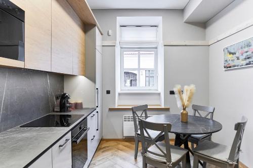 Old Town Apartment | Cozy Apartment in Historic Vilnius Old Town - Pet Friendly