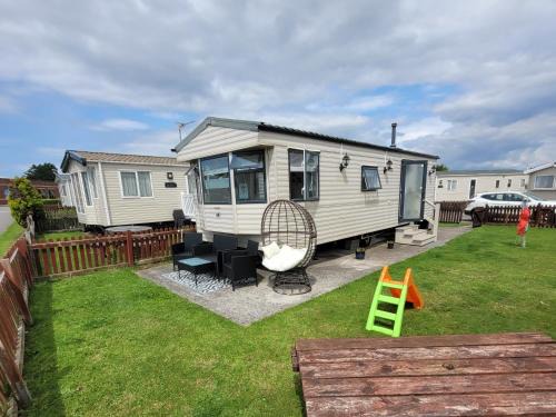 Burnham-on-Sea Other | Discover 72 Holiday Resort Unity: Pet-Friendly & Family Fun