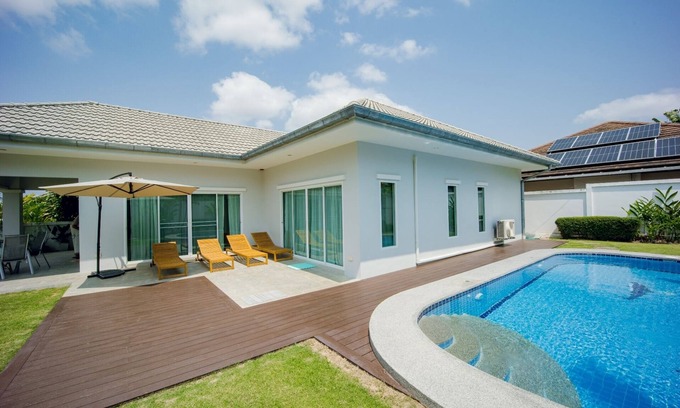 Hua Hin Villa | Relaxing Pool Villa Just 10 Minutes from the Beach