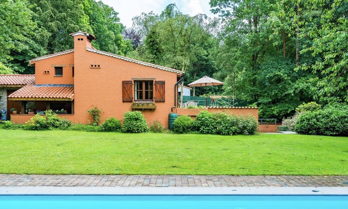 Tessenderlo House | Inviting Holiday Home with Pool and Family-Friendly Amenities
