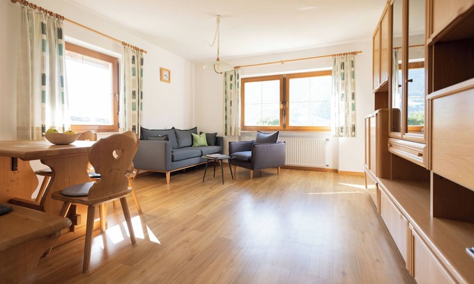 Castelbello-Ciardes Apartment | Charming Pixnerhof Golden: Cozy Farm Apartment with Wi-Fi