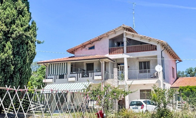 Torino di Sangro Apartment | Cosy apartment for 6 people with A/C, TV, patio and panoramic view