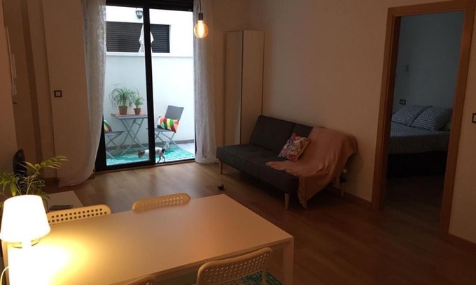 La Merced Apartment | Pet-Friendly City Centre Apartment with Parking & Pool