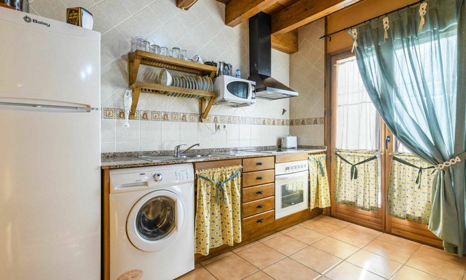 Olocau del Rey Villa | Cozy Villa Apartment for Two with WIFI and Pet-Friendly Perks
