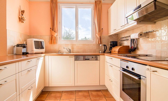 Nans-les-Pins Apartment | Charming Apartment for 6 with Pool, WIFI, and Pet Options