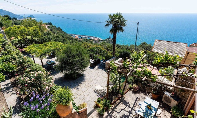 Finale Ligure Apartment | Oceanfront Apartment for 4 with A/C, WIFI & Patio