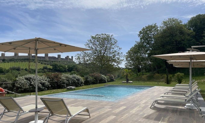 Monteriggioni Apartment | Cosy apartment for 2 guests with pool, A/C, WIFI, TV and pets allowed, close to Siena