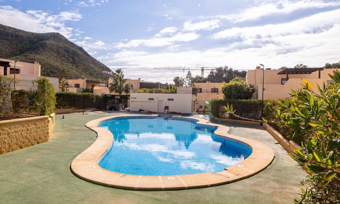 San Jose Apartment | Cosy apartment for 2 guests with pool, A/C, TV and patio