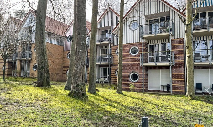 Ostvorpommern Apartment | Inviting Apartment for 4 with Terrace, Pets Welcome & WIFI