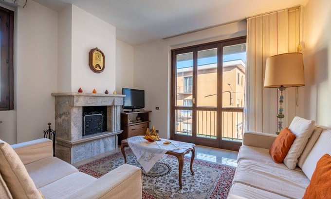 Omegna Apartment | Ideal Apartment for 4 with Balcony, Pets Allowed & WIFI