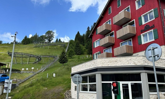 Pec pod Snezkou Apartment | Cosy apartment for 5 guests with WIFI, TV, terrace, panoramic view and parking