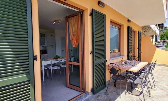 Gera Lario Apartment | Comfortable Apartment for 5 with WIFI, Pets Welcome & Views