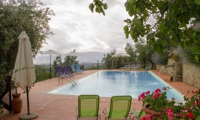 Pian di Sco Apartment | Cozy Apartment for 5 with Pool, WIFI, and Family-friendly Amenities