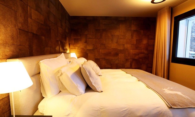 Saas-Fee Apartment | Spacious Apartment for 6 with WiFi, Kitchen & Balcony