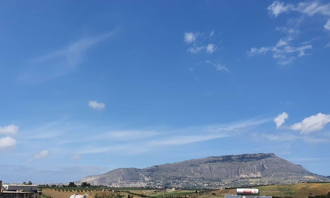 Paceco Apartment | Cosy apartment for 6 guests with A/C, WIFI, TV, terrace and parking
