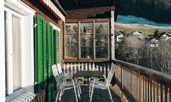 Amden Apartment | Cozy Apartment for 6: WIFI, Balcony & Parking Included