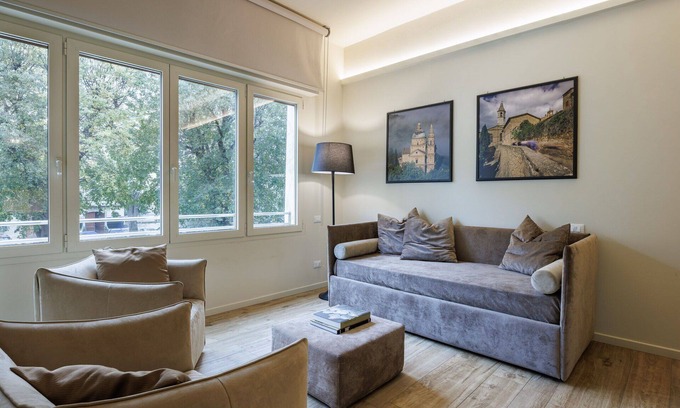 Santissima Annunziata Apartment | Ideal Apartment for 6 with A/C, WIFI & Spa Amenities