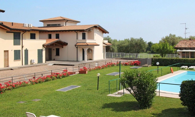 Cunettone-villa Apartment | Inviting Apartment for 7 with Pool, Pet-Friendly Amenities