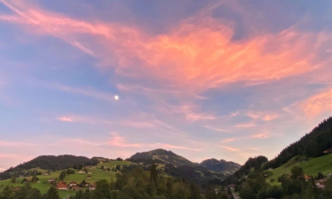 Zweisimmen Apartment | Cosy apartment for 7 people with WIFI and balcony