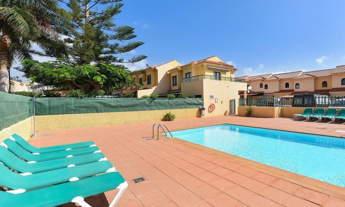 Sonnenland Apartment | Cozy Apartment for 4 with Pool, Pets Welcome & Free WiFi