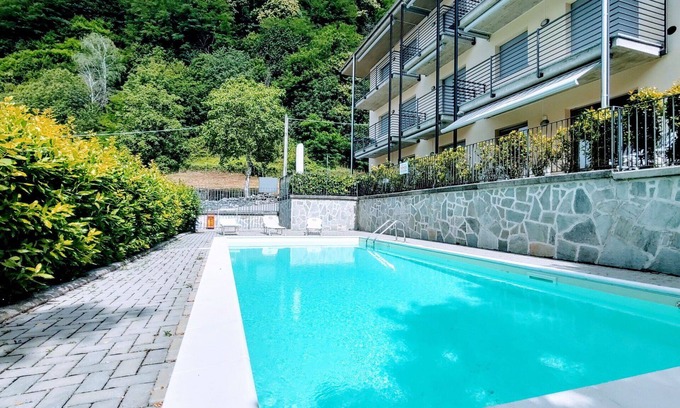 Gera Lario Apartment | Cosy apartment for 4 people with pool, WIFI, TV and terrace
