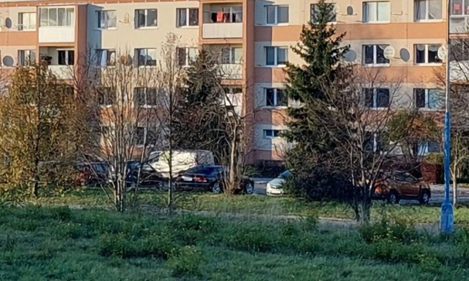 Poprad Apartment | Inviting Apartment with Free Parking & Kids Playground