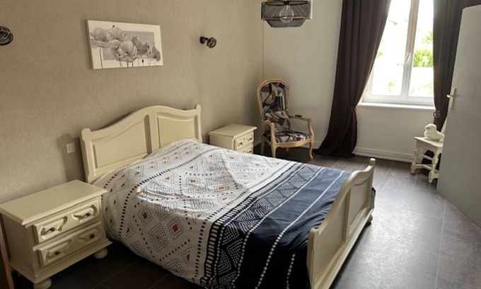 Lorquin Apartment | Charming Apartment in Picturesque Lorquin with Lake Access