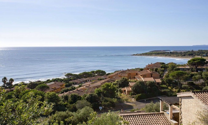 Villaputzu Villa | Cosy apartment in villa for 6 guests with A/C, TV, pets allowed and parking