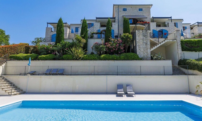 Bibali House | Cozy Villa Apartment for 6 with Pool & Ocean Views