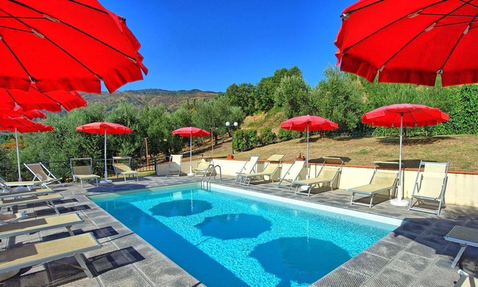 Montebonello Villa | Cozy Villa Apartment for 6 with Pool and Pet-Friendly Perks