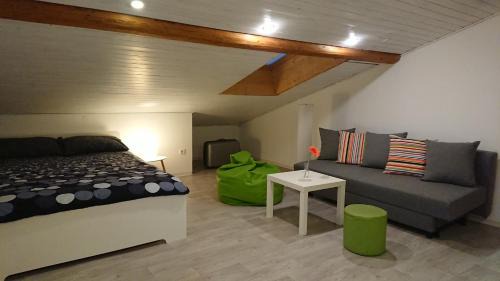 Ljubljana Apartment | Inviting Apartment - Child Friendly & Highly Rated 9.3/10