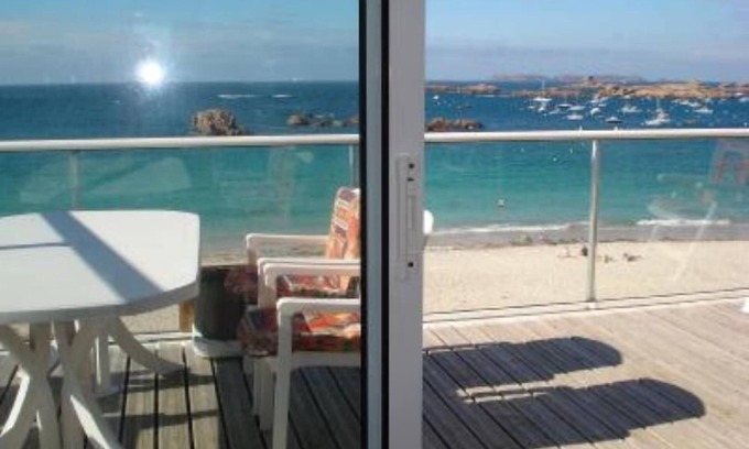 Tregastel Apartment | Cozy Apartment with Ocean View & Spa, Rated 9.8 by Guests
