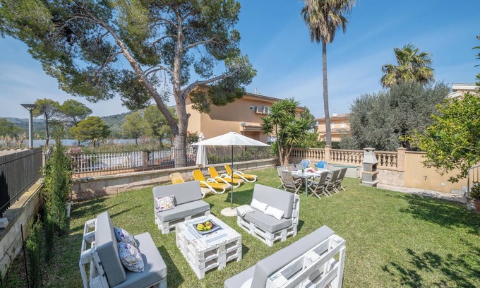 Alcudia Apartment | Inviting Apartment with Ocean View, Balcony & Garden Oasis