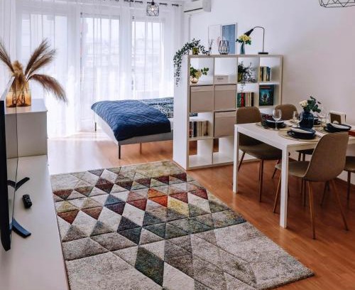 Istvanmezo Apartment | Inviting Zugló Apartment Near Puskás Aréna - Guest Rated 9.9