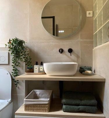 Saint-Germain-en-Laye Apartment | Charming Central Apartment with Child-Friendly Amenities