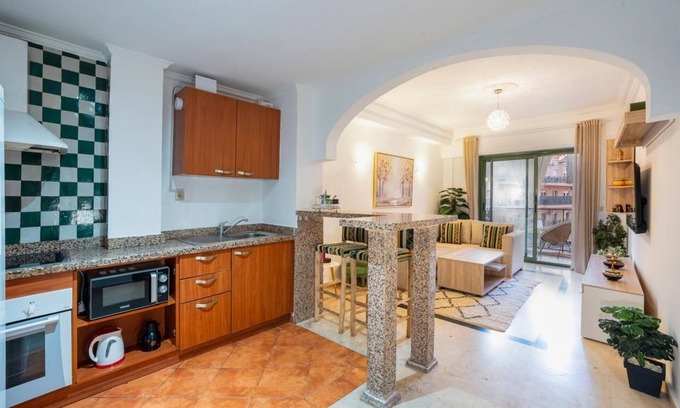 Majorelle Apartment | Cosy Appartement in Majorelle: Pool and Parking