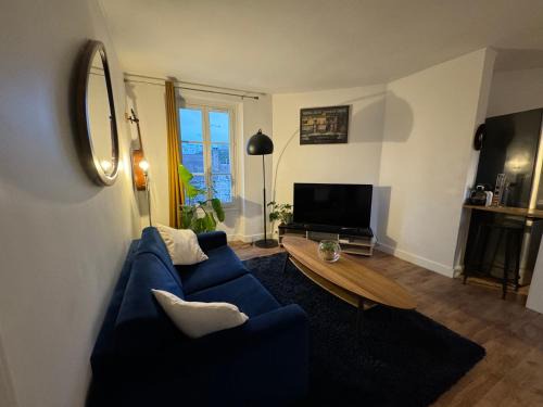 Arcueil Apartment | Bright and Inviting Pet-Friendly Apartment for Relaxing Stays