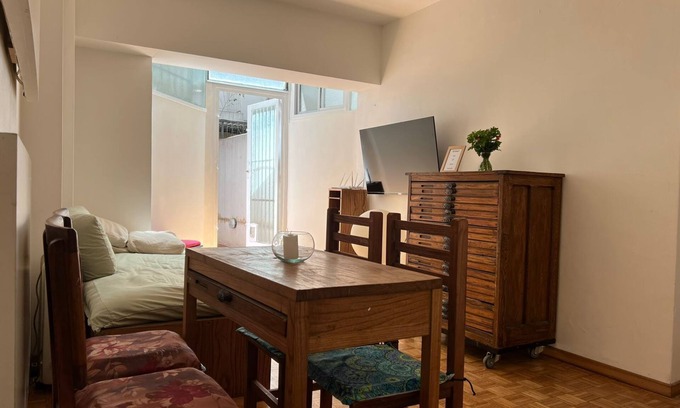 El Centro Apartment | Charming Apt Near Retiro Plaza San Martin for Nomads