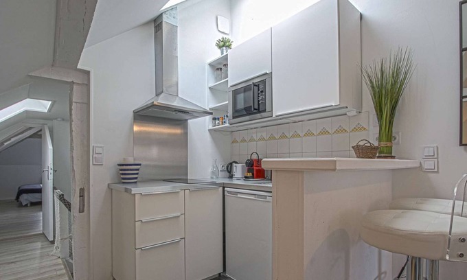 Honfleur Apartment | Inviting Attic Apartment with Kitchen in Old Honfleur