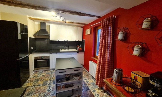 Epfig House | Cosy, authentic "La Ferme des Délices" gîte in a half-timbered house