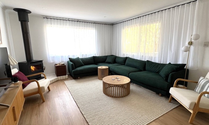 Cape Paterson House | Family-Friendly 'Salacia' – Steps from the Beach & Wi-Fi
