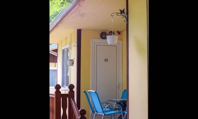 Kamena House | Comfortable Bungalow for 2-3 with Breakfast Included