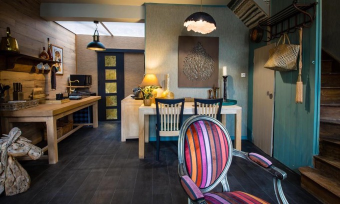 Hesdin House | Charming Central House with Hot Tub & Spa Amenities